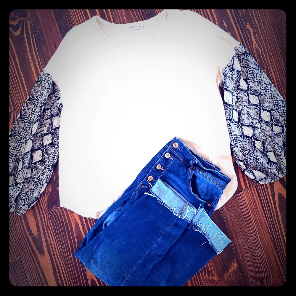 Lightweight boutique sweater